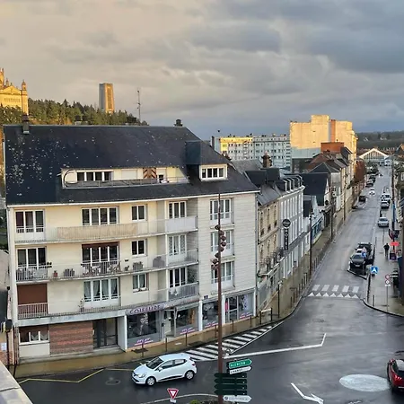 Cocoon'lis, 2 Pieces En Plein Centre Lägenhet