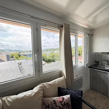 Cocoon'lis, 2 Pieces En Plein Centre