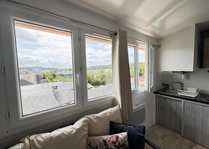 Cocoon'lis, 2 Pieces En Plein Centre